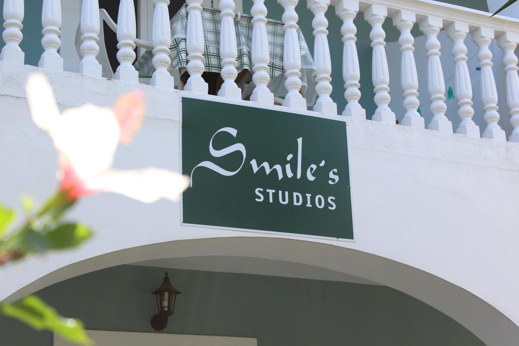 טסיליבי Smile'S Studios מראה חיצוני תמונה